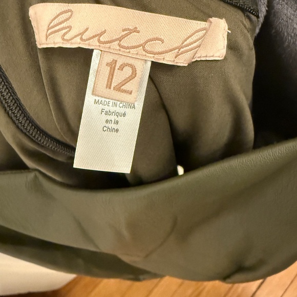 VEGAN LEATHER TOP - Picture 3 of 3